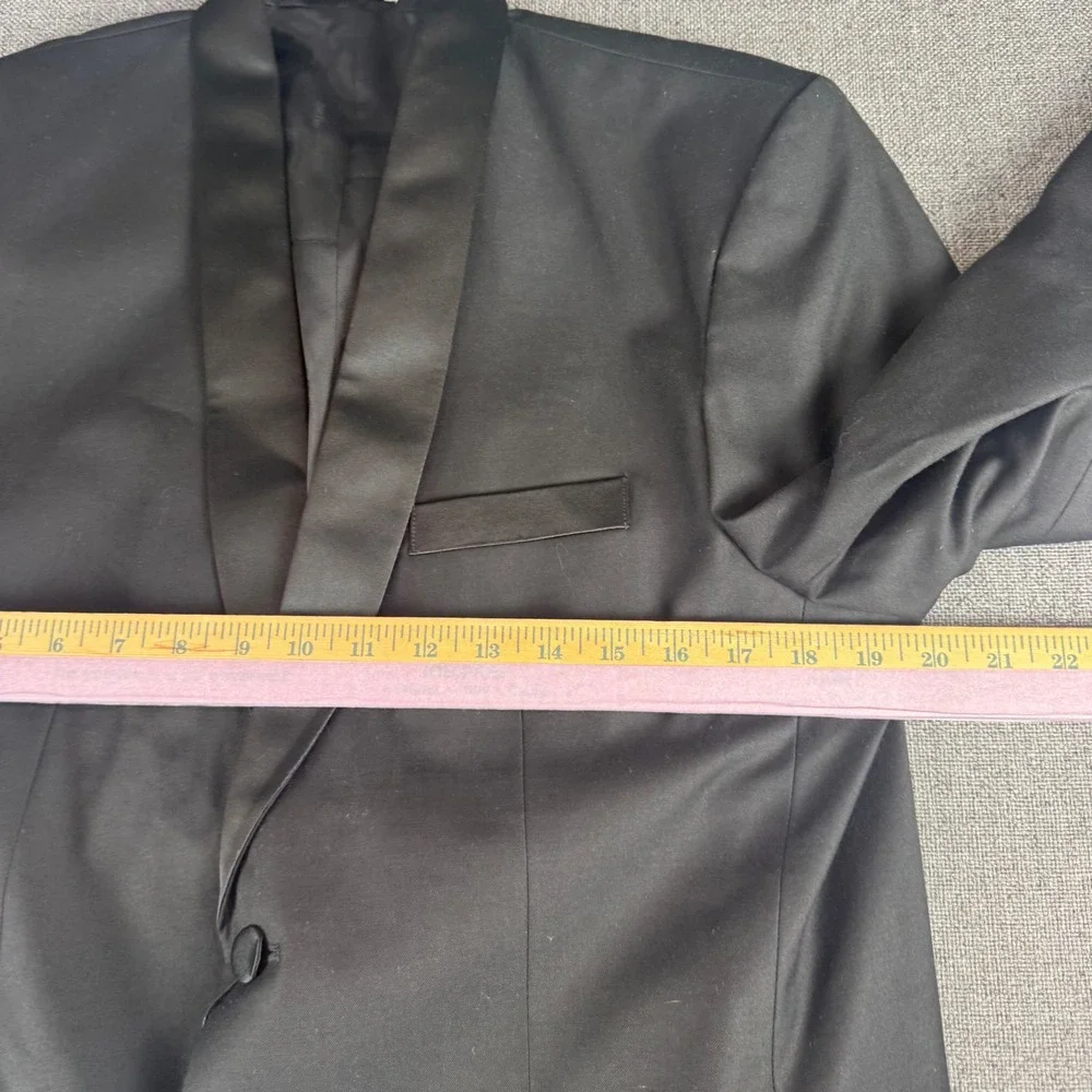 Calvin Klein Boys Black Tuxedo Jacket Shawl Lapel Husky Size 20 CTFDE228 NWT